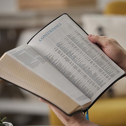 NKJV, Large Print Thinline Reference Bible, Blue Letter, Maclaren Series, Leathersoft, Brown, Comfort Print: Holy Bible, New King James Version