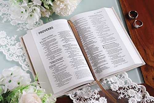 NIV, Bride's Bible, Cloth over Board, Cream, Red Letter, Comfort Print